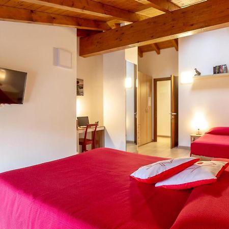 Casacri Apartment Cittiglio Екстериор снимка